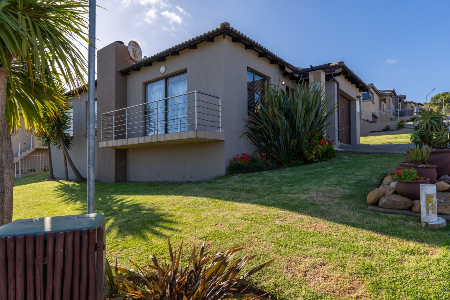 3 Bedroom Property for Sale in Seemeeu Park Western Cape